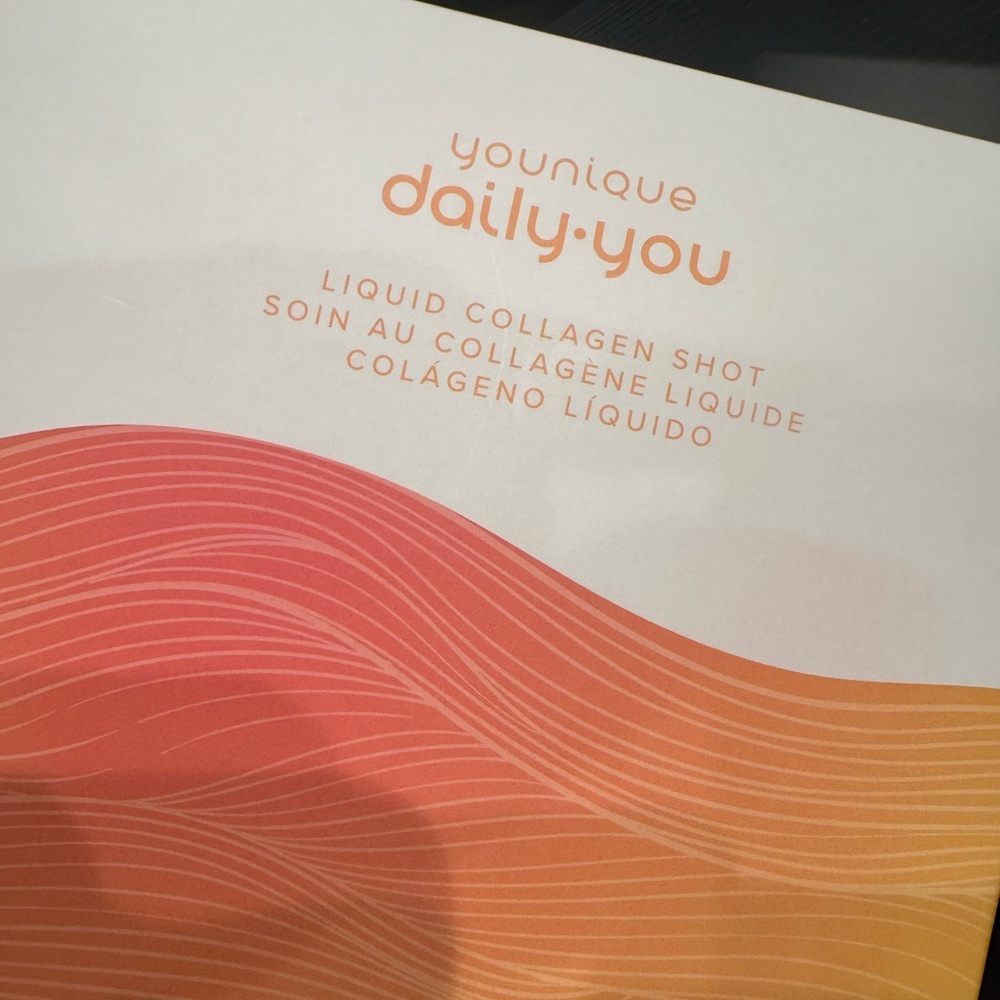 Younique Liquid Collagen Shot- NIB